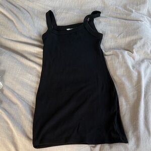 GLASSONS Black Dress